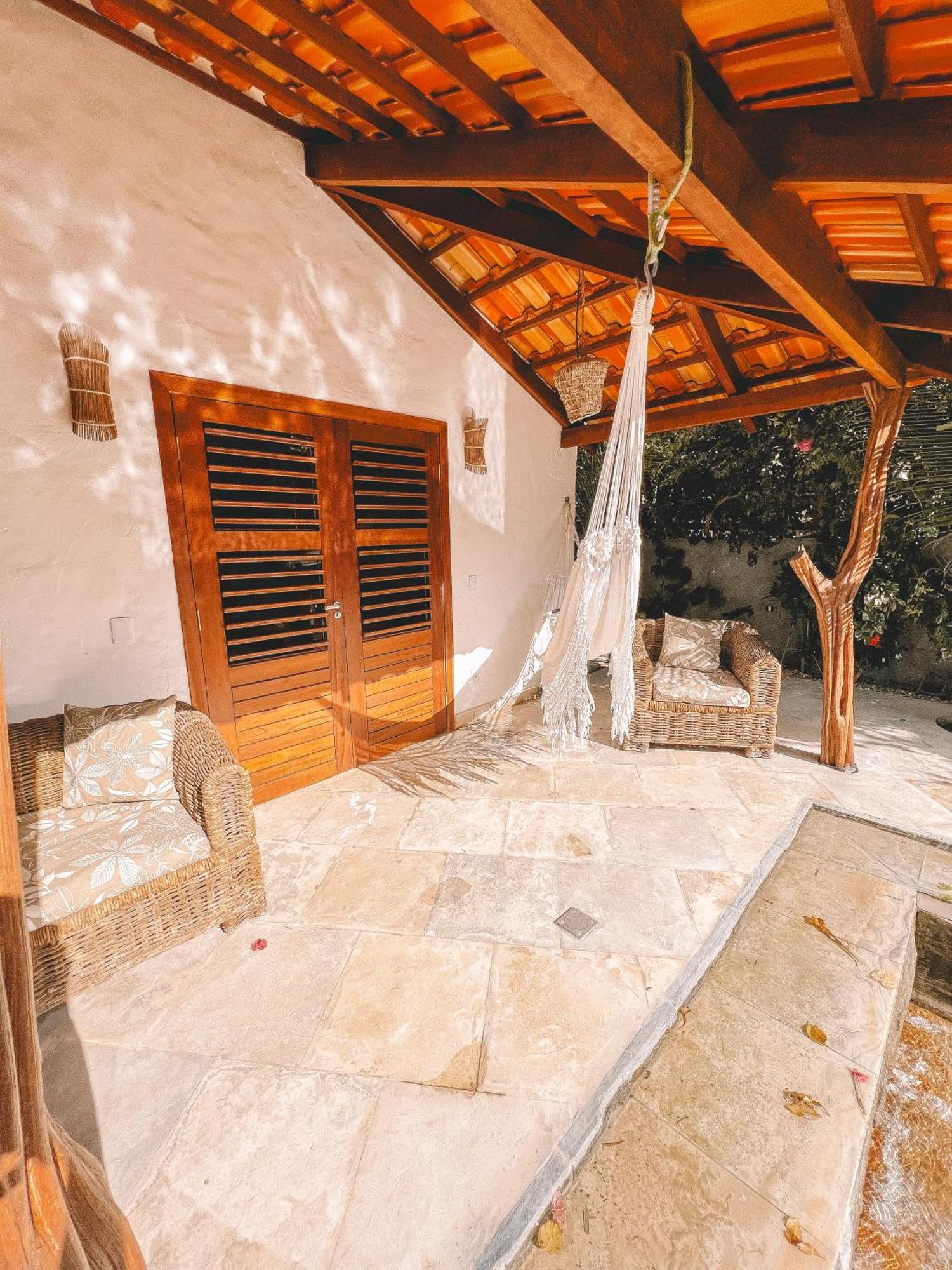 Suíte com Vista para a Piscina